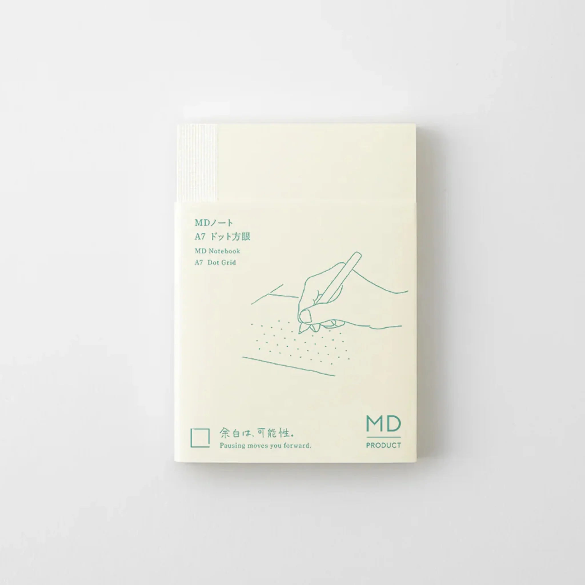 Midori MD A7 notebook, page detail showing paper quality, Japanese Midori MD notebook with smooth cream-colored paper for