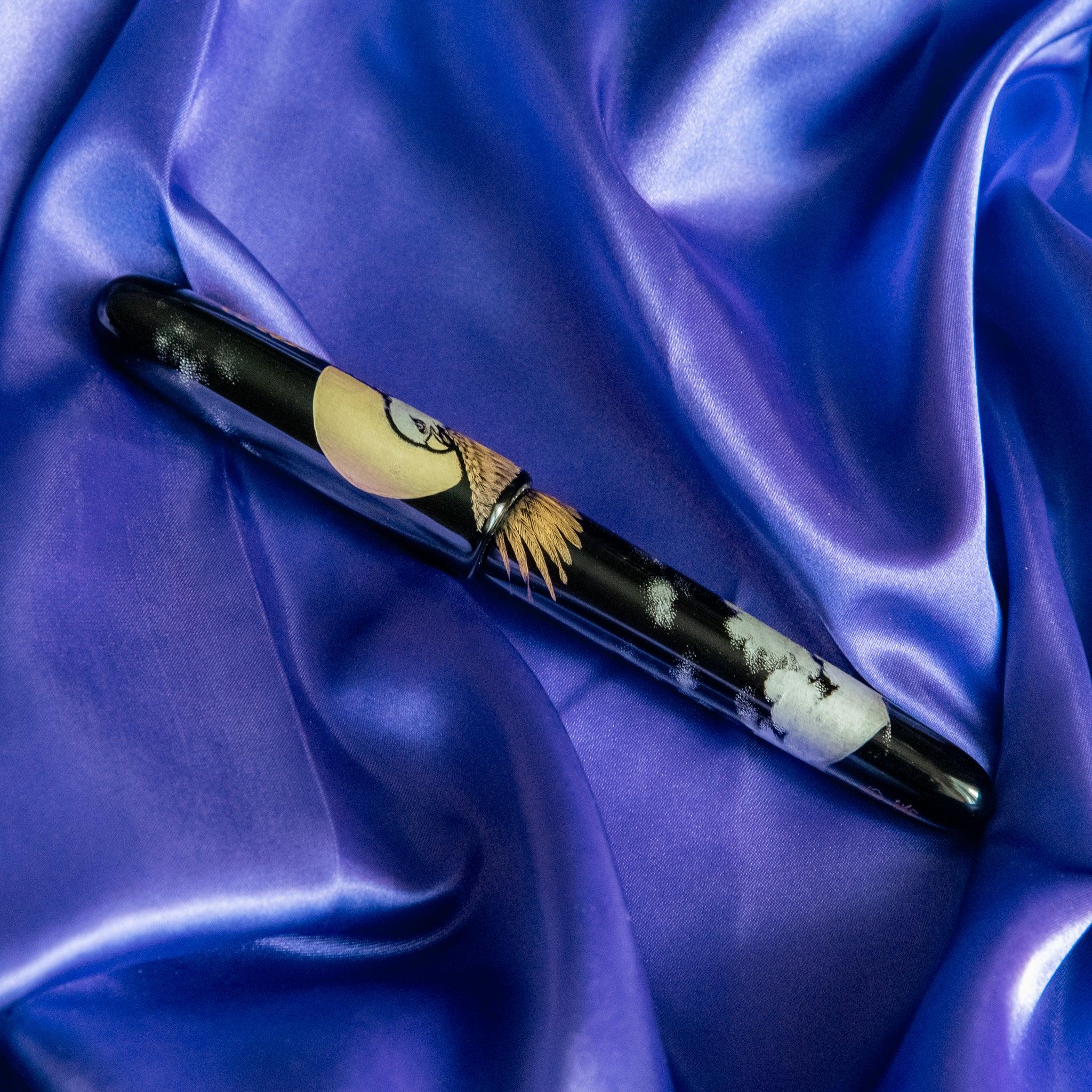 Chinkin Hawk fountain pen cap detail with gold trim and lacquered finish showing product quality and design details