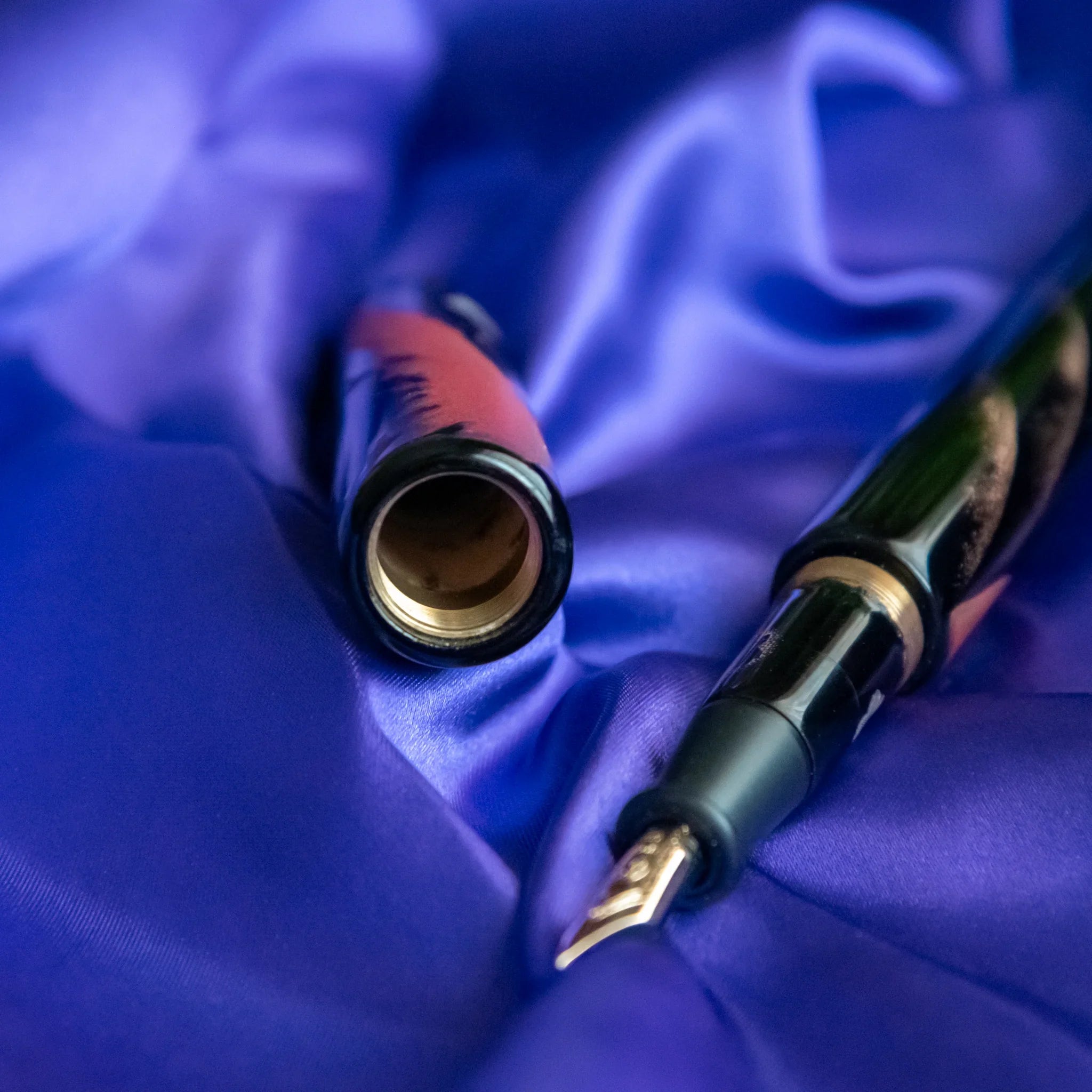 Gift presentation of Chinkin Sakura and Fuji with complete packaging materials showing product quality and design details