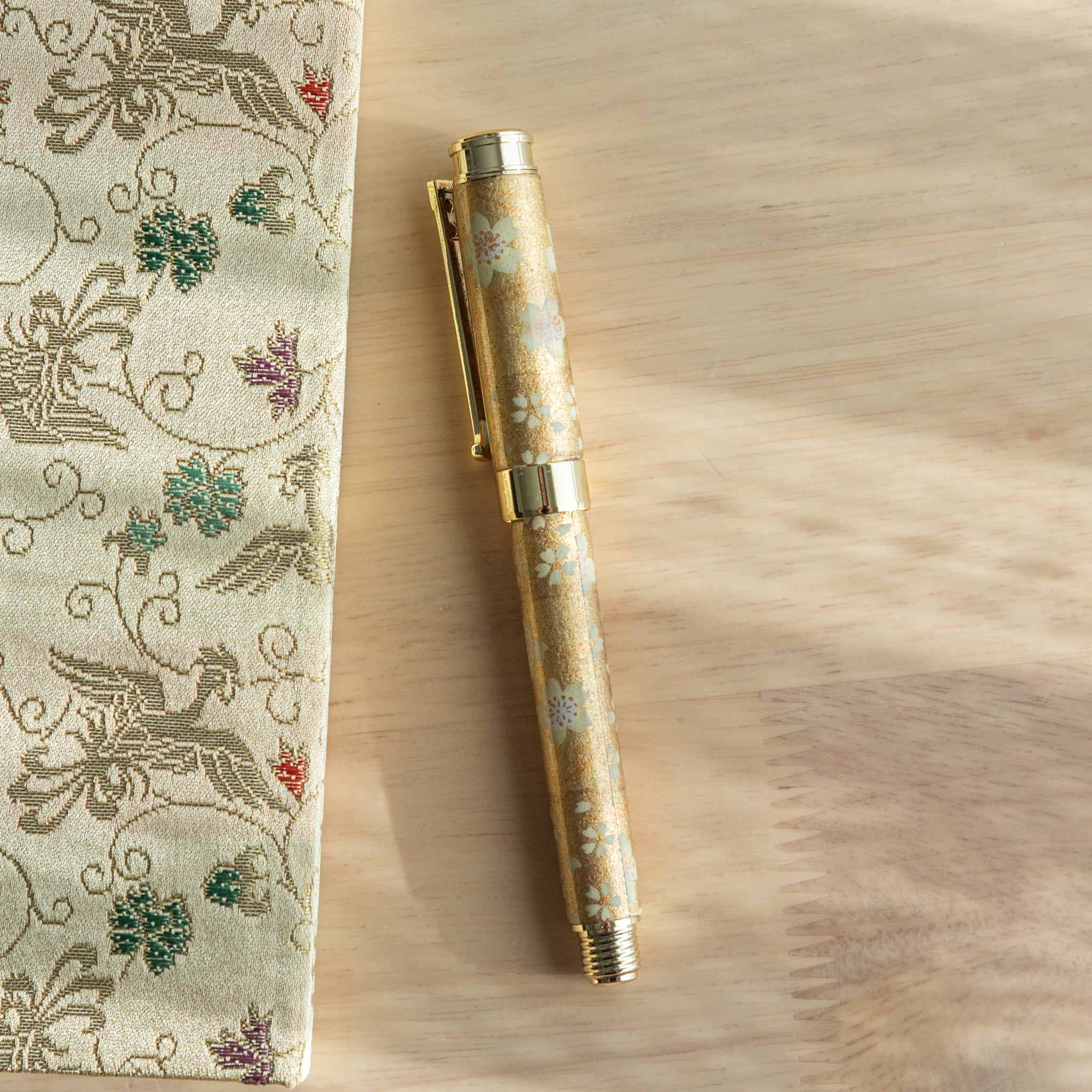 Gold Sakura Mino Washi Fountain Pen