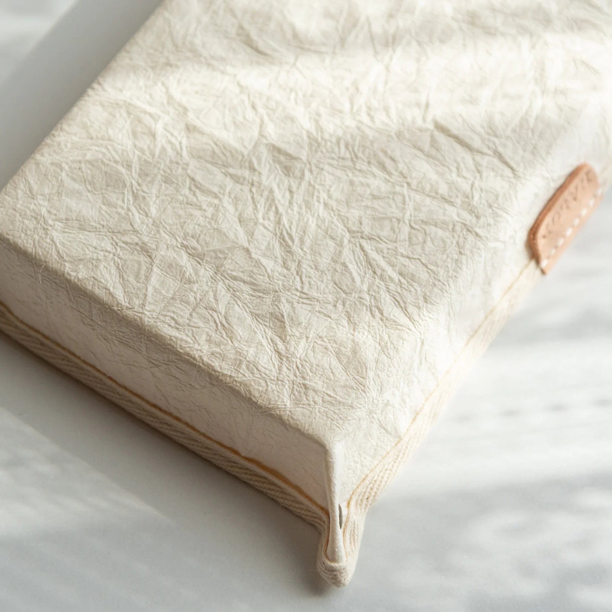 Handcrafted Sugihara Washi Paper Pen Tray – White