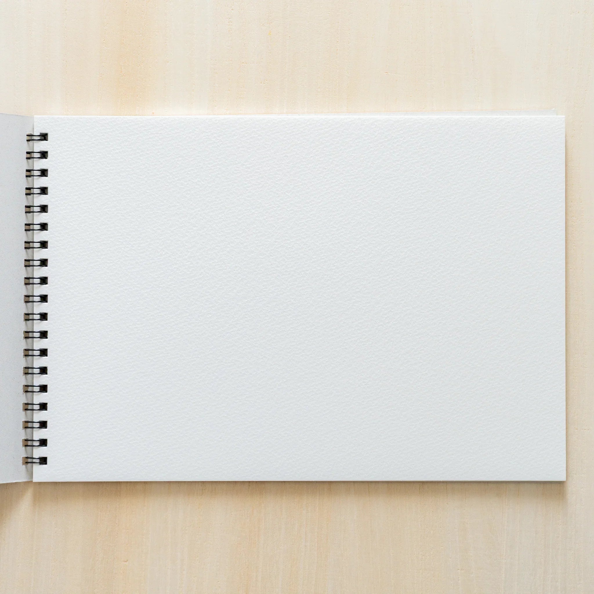 Maruman Zuan sketchbook, interior pages showing sketch paper quality, Japanese stationery with quality materials and