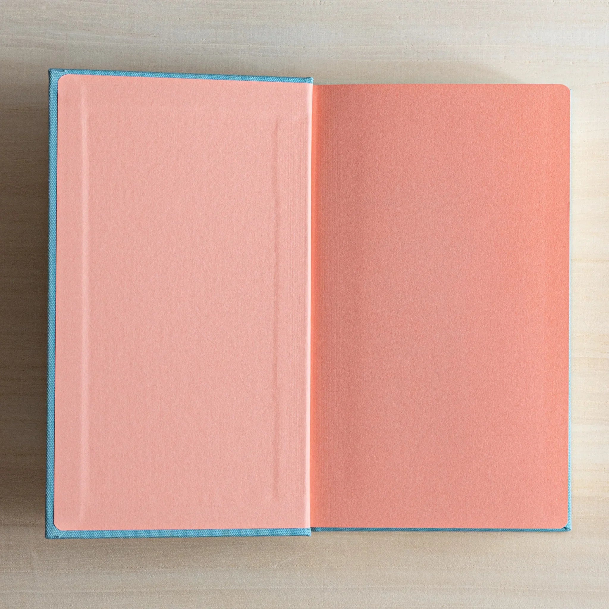 Midori 3-year journal, full page spread showing three-year calendar layout, Japanese hardcover 3-year dated diary from Midori