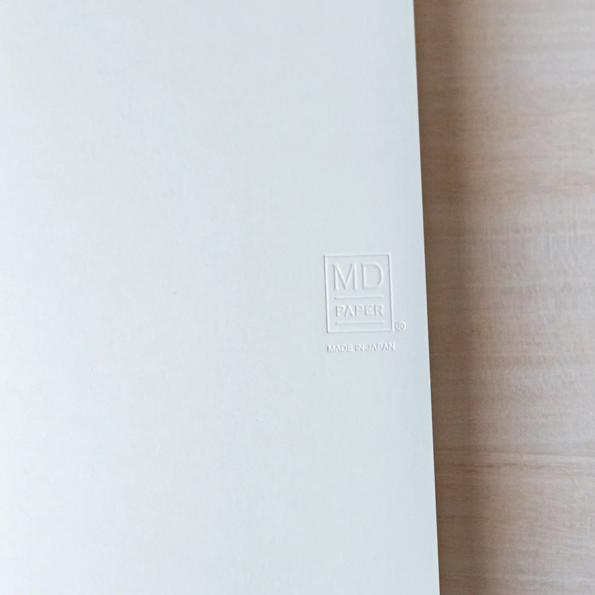 Midori MD B6 notebook, close-up of page layout detail, Midori MD paper journal with long-write comfort and lay-flat Swiss