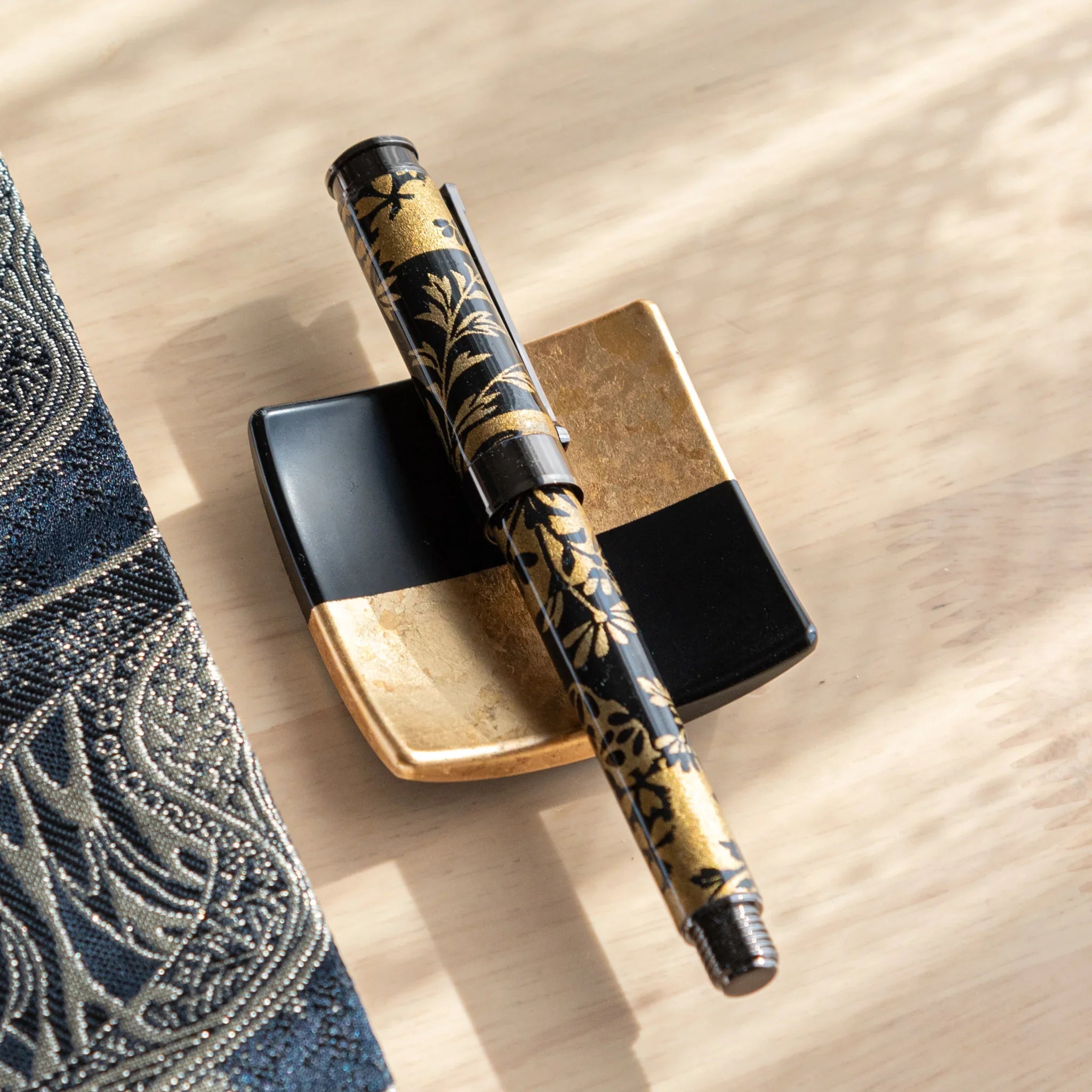 Moonlight and Autumn Grasses Mino Washi Fountain Pen