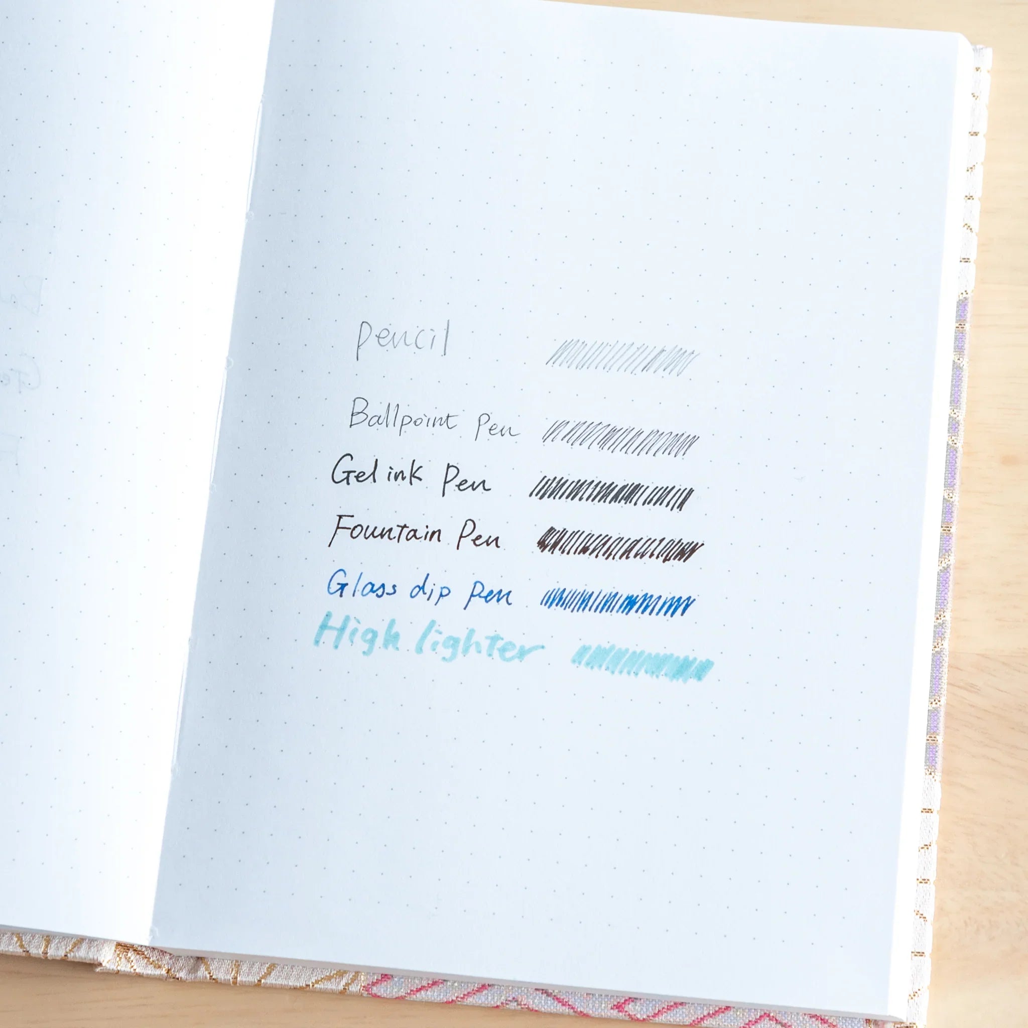 Nishijin Textile Golden Phoenix and Arabesque Gold Notebook (B6)