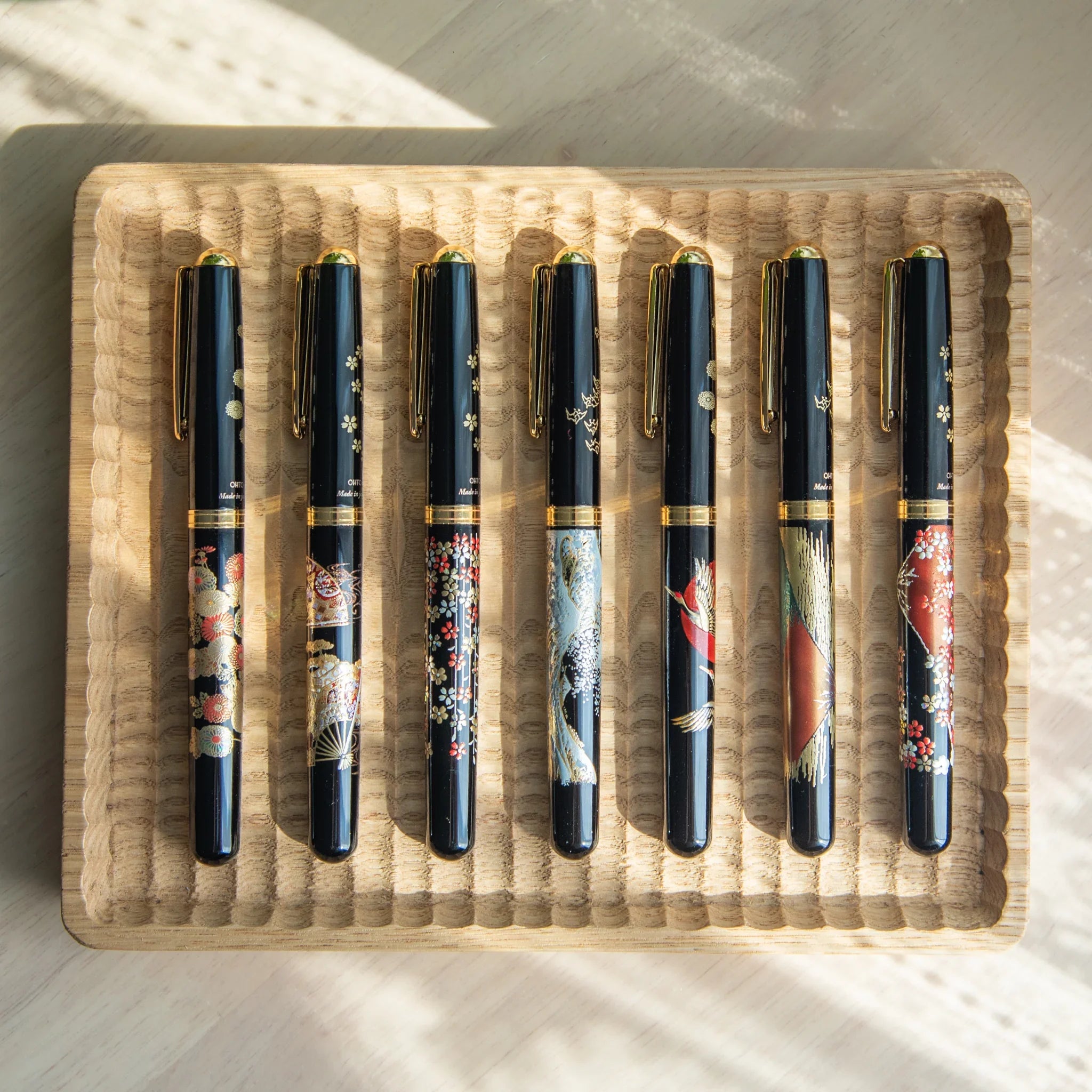 Red Fuji Yamanaka Fountain Pen, image 11: overhead shot showing full product view presenting visual clarity