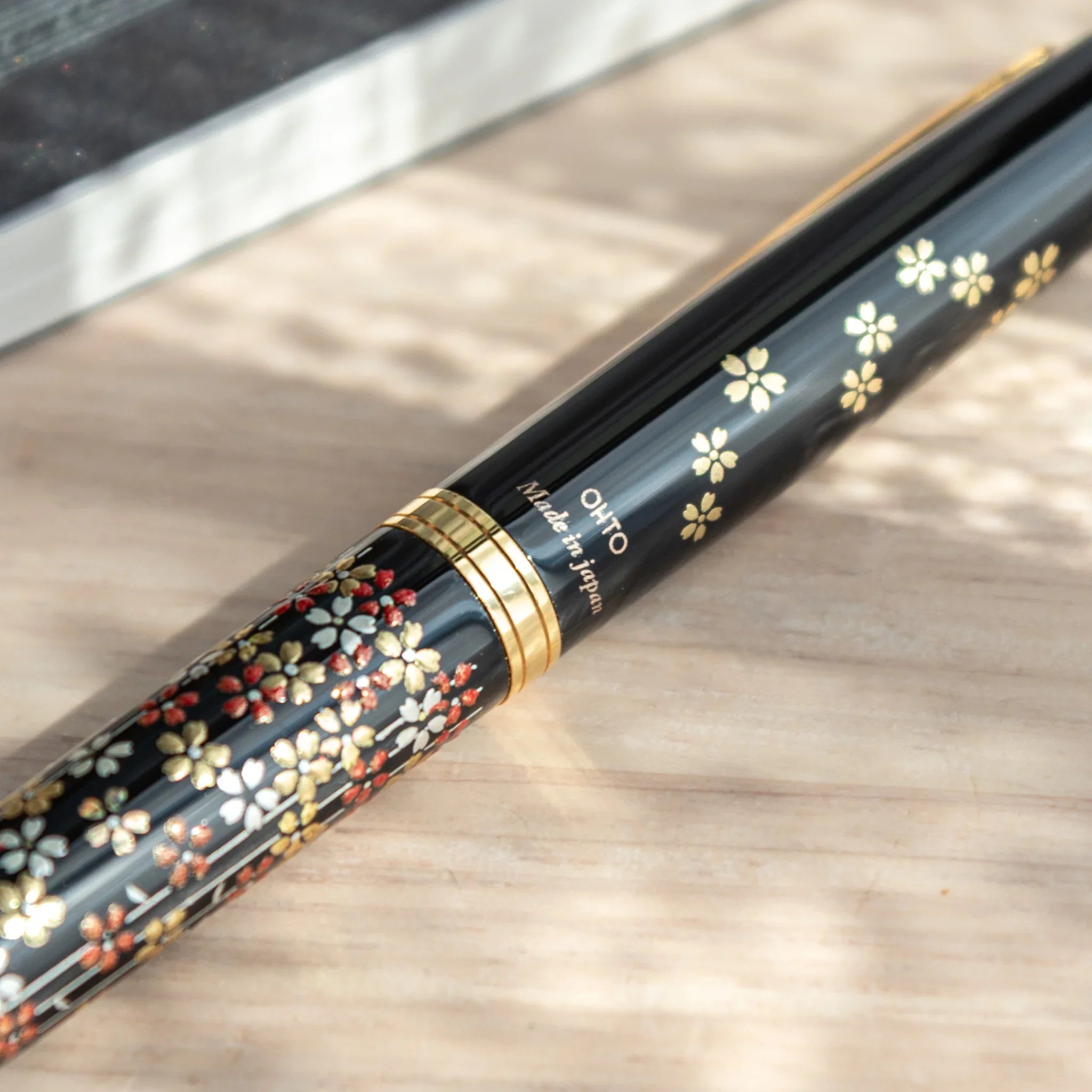 Sakura Yamanaka Fountain Pen, image_5_position_4: front-facing angle with clear features with visual clarity