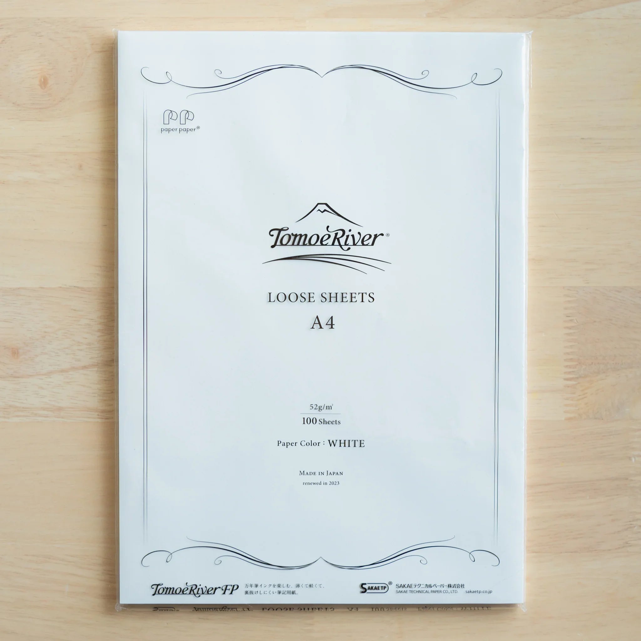 Sanzen Tomoe River FP loose leaf writing paper sheets showing quality thin paper with smooth finish, made in Japan