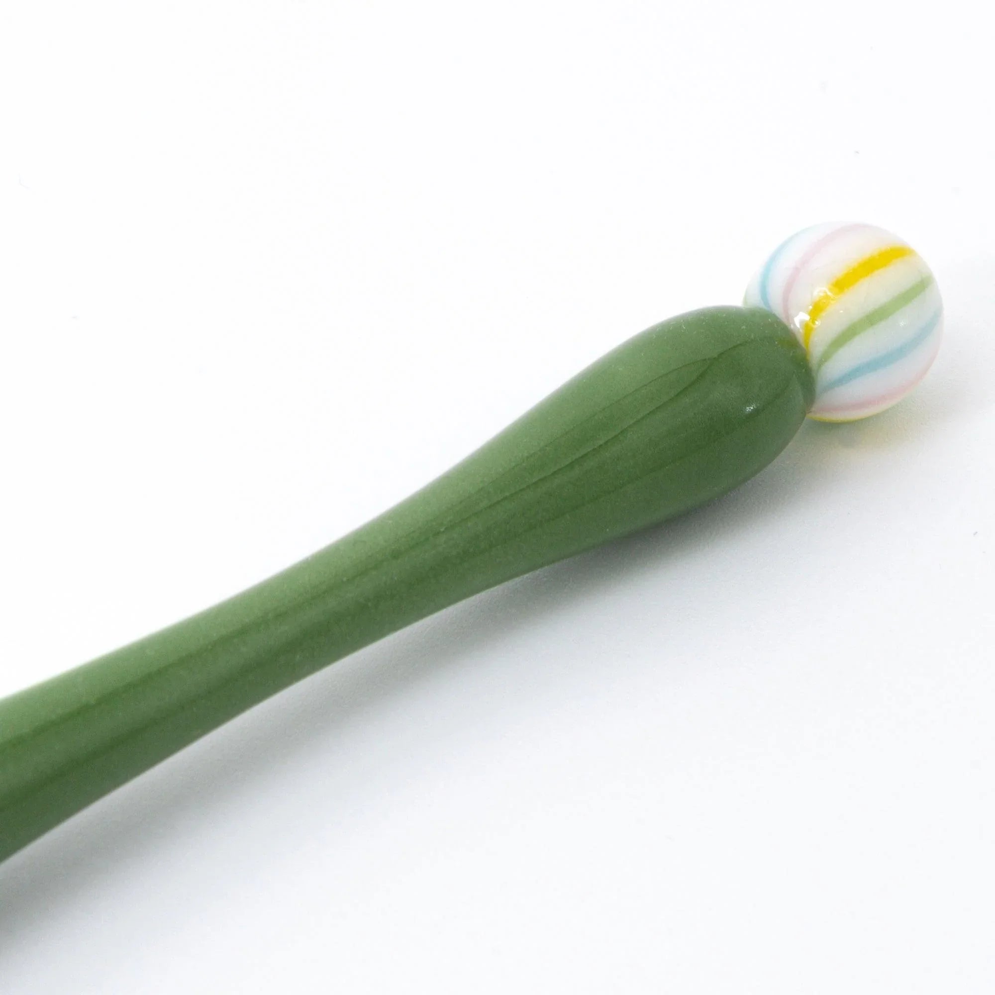 Wagashi Matcha glass dip pen showing matcha tea-inspired green glass handle with traditional Japanese design