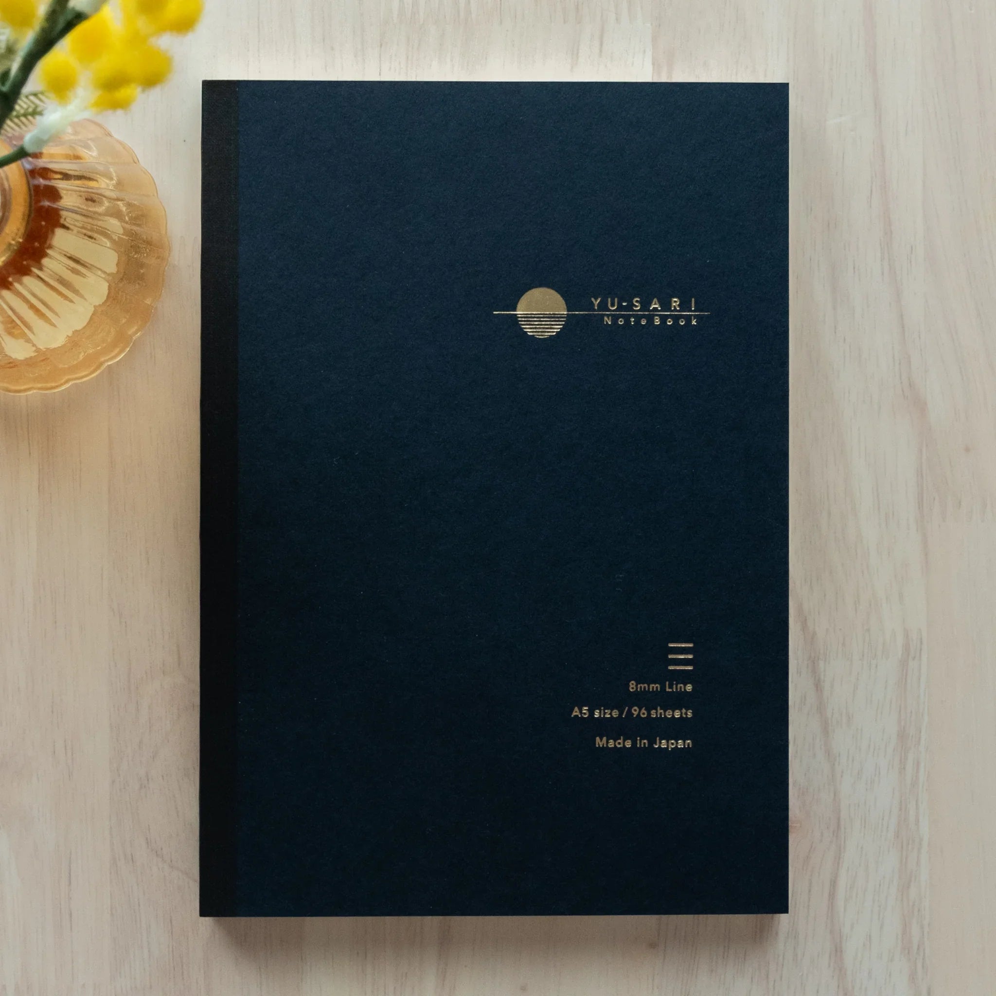 YU-SARI Fountain Pen Notebook, diagonal perspective of product providing full visual representation and product details