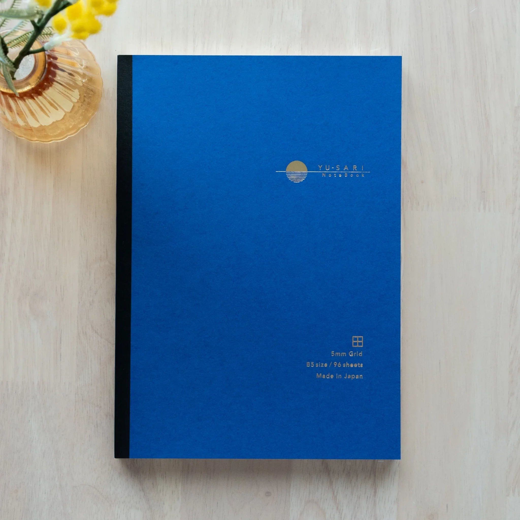 YU-SARI Fountain Pen Notebook, unboxing or contents display providing full visual representation and product details