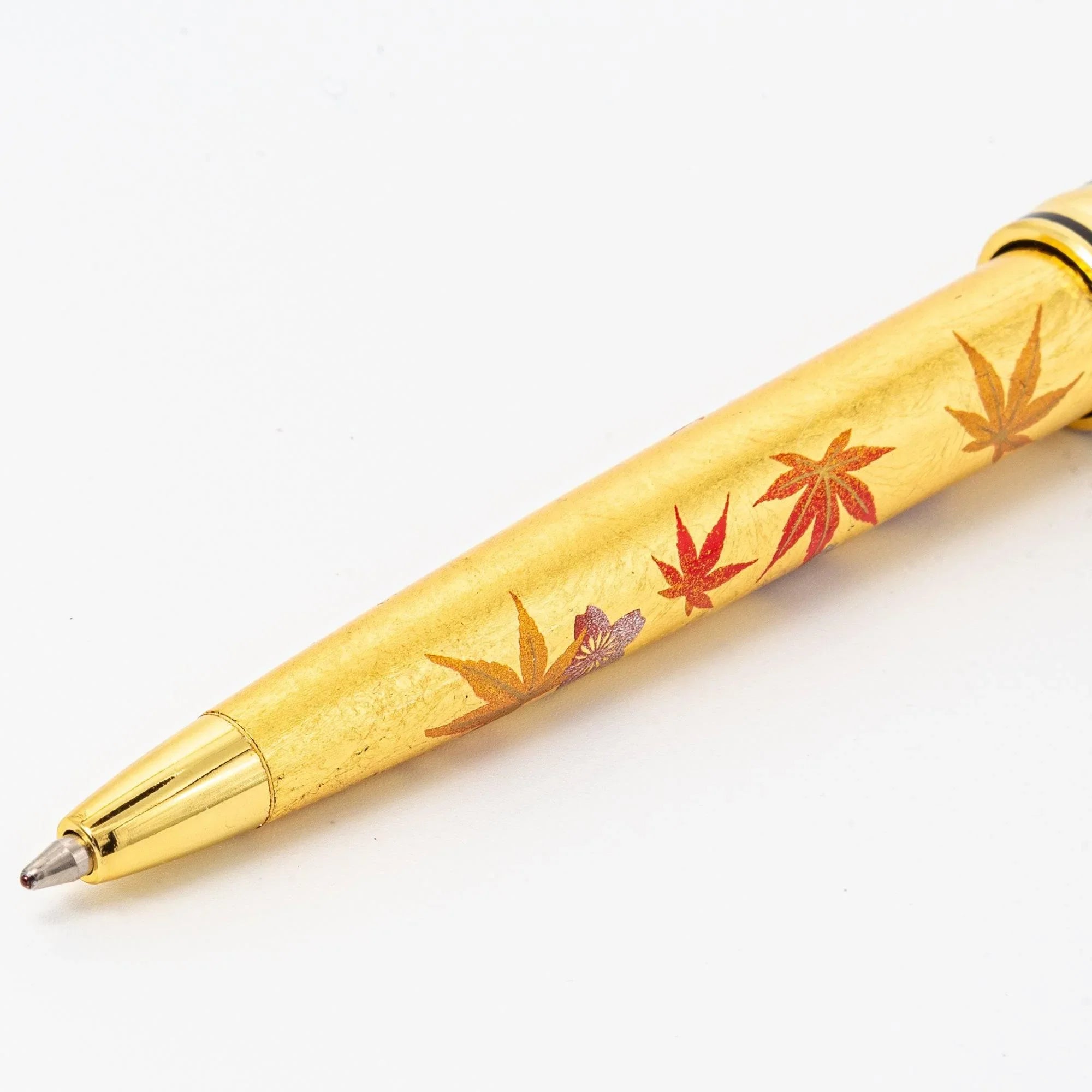 Capped Gold Leaf Sakura and Momiji ballpoint pen displaying cherry blossom and maple leaf gold composition