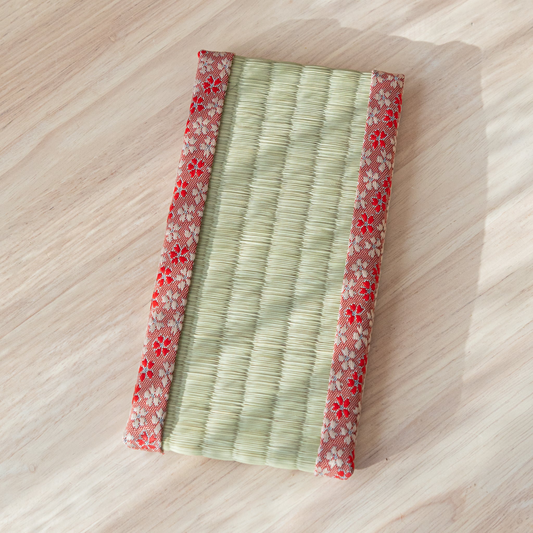 Sakura Tatami Pen Tray