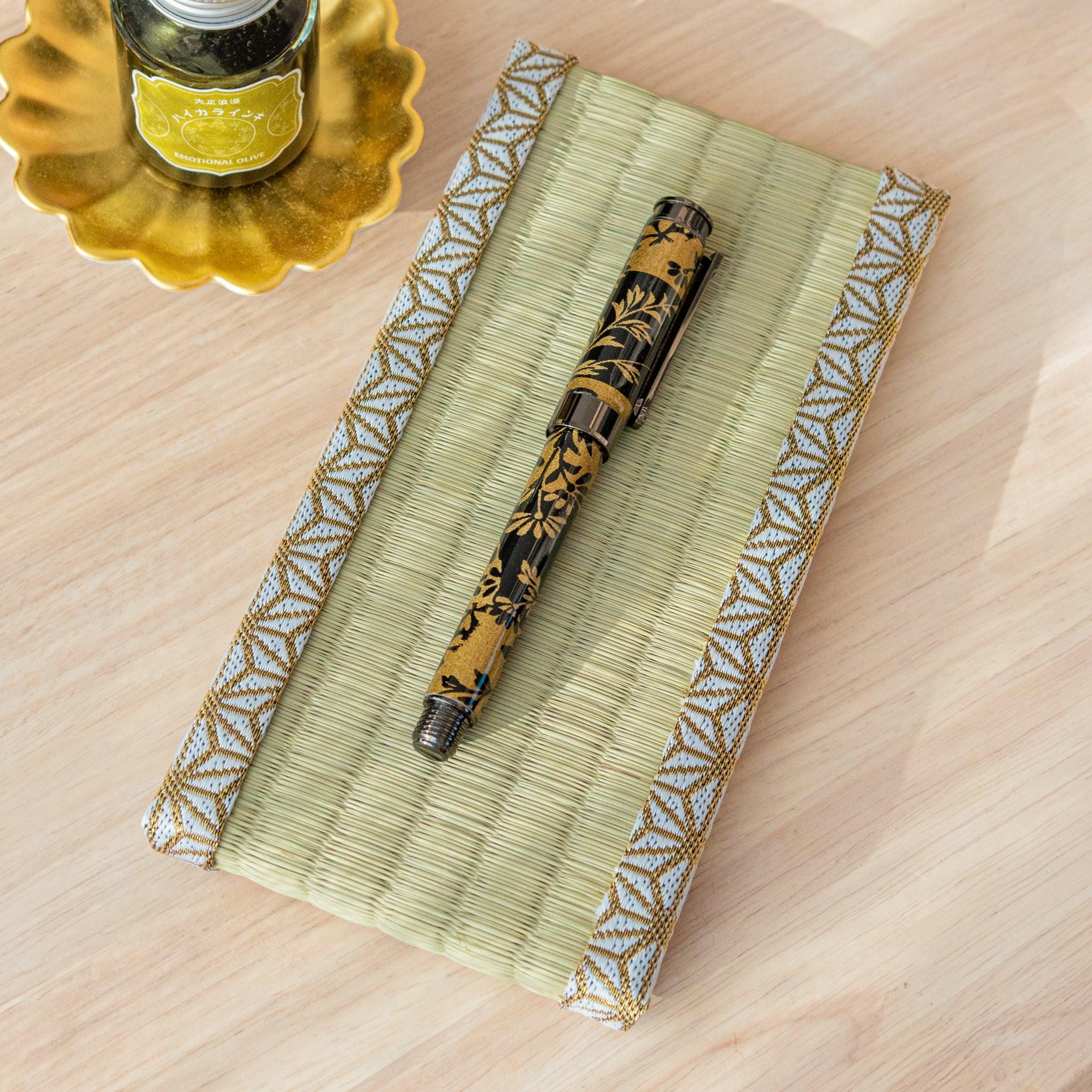 Hemp Leaves Tatami Pen Tray - Komorebi Stationery