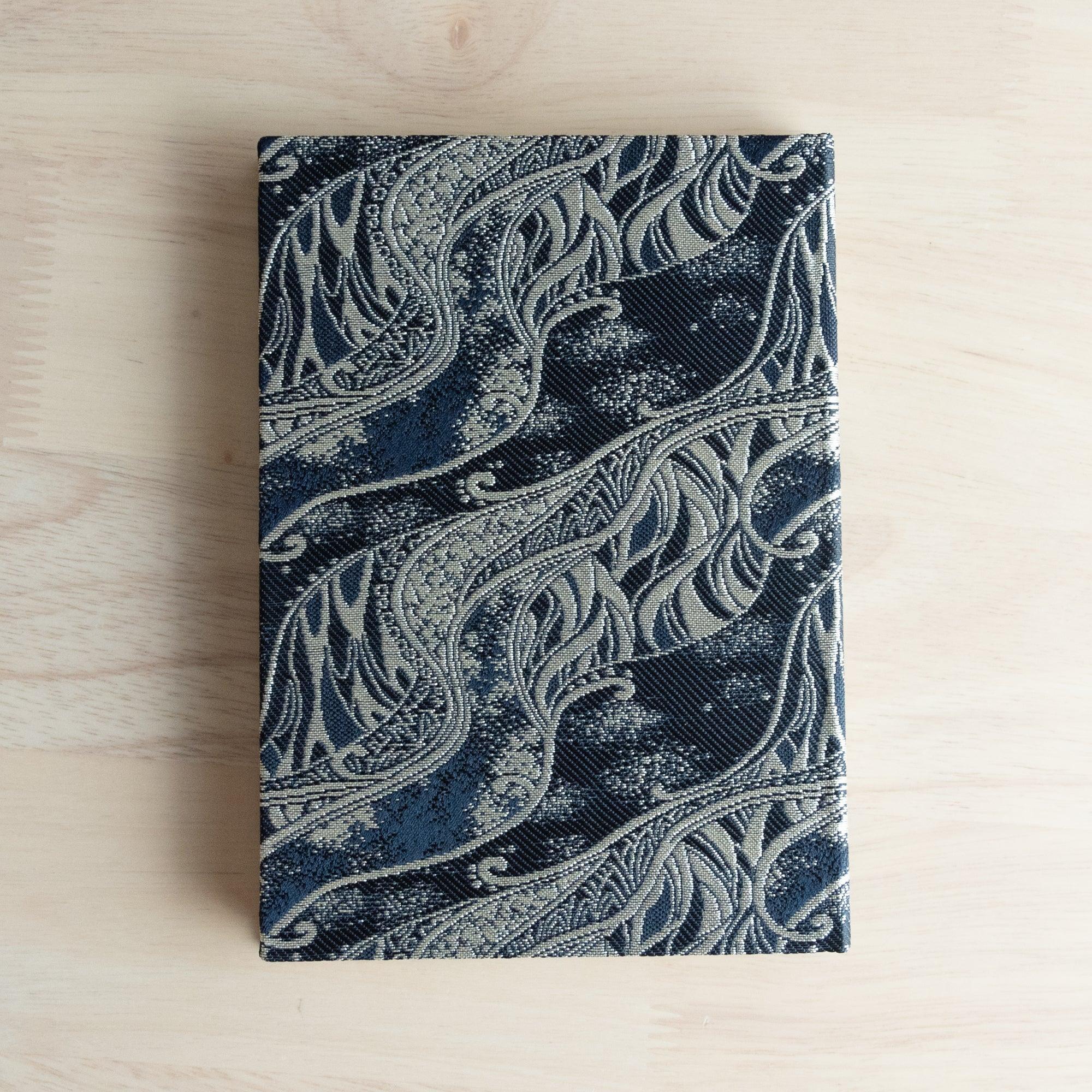 nishijin-textile-misty-streams-notebook-or-b6-morisan-komorebi-stationery-9 - Komorebi Stationery