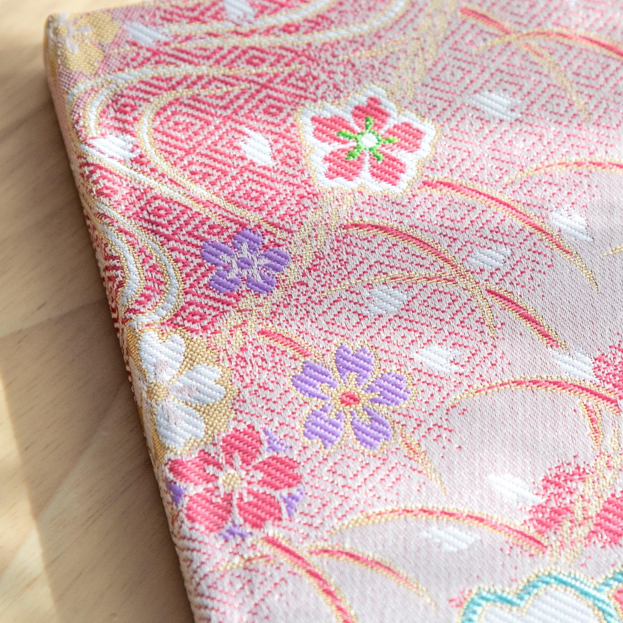 nishijin-textile-sakura-brocade-notebook-or-b6-morisan-komorebi-stationery-3 - Komorebi Stationery