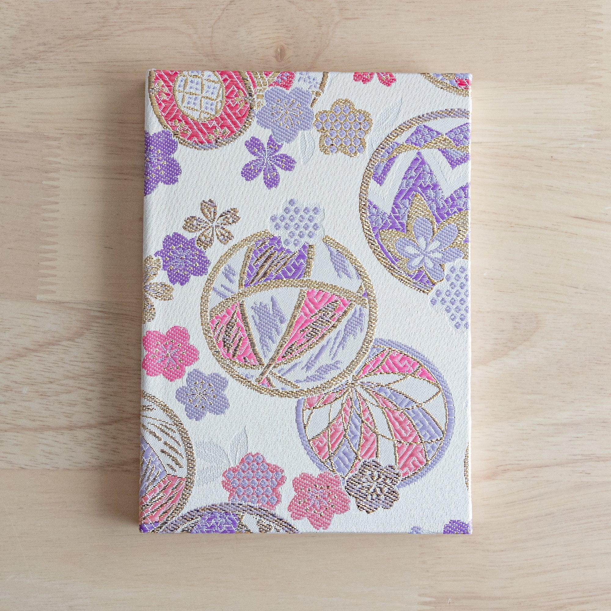 nishijin-textile-sarkuta-and-temari-notebook-or-b6-morisan-komorebi-stationery-4 - Komorebi Stationery