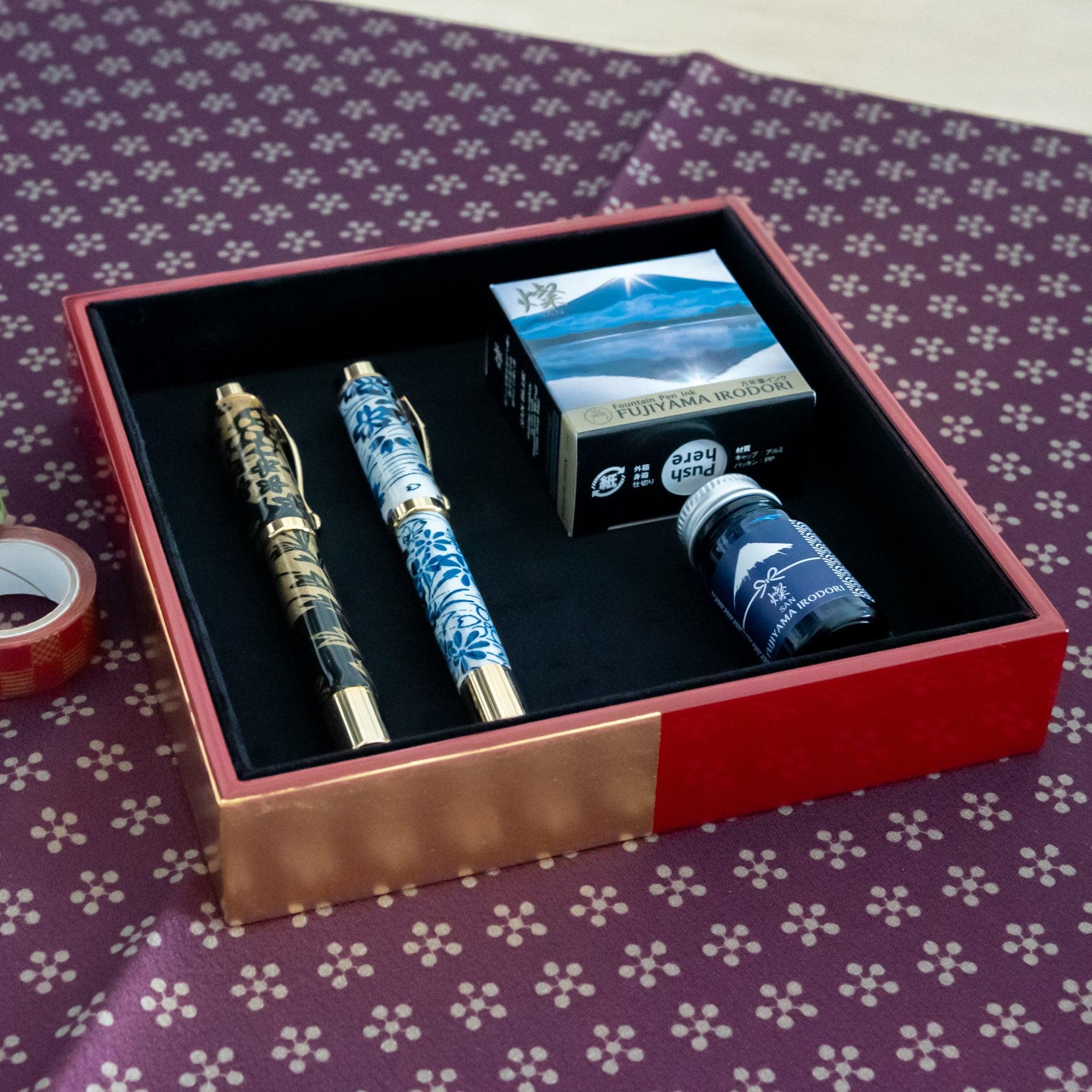 Red Lacquer and Gold Leaf Ichimatsu Pen Tray - Komorebi Stationery