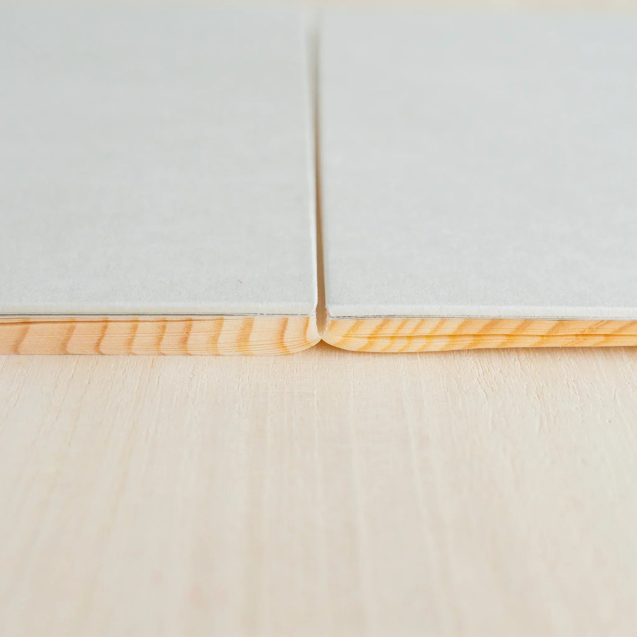 Red Pine wooden page B6 notebook, demonstrating combined quality paper and wood page construction showing natural wood