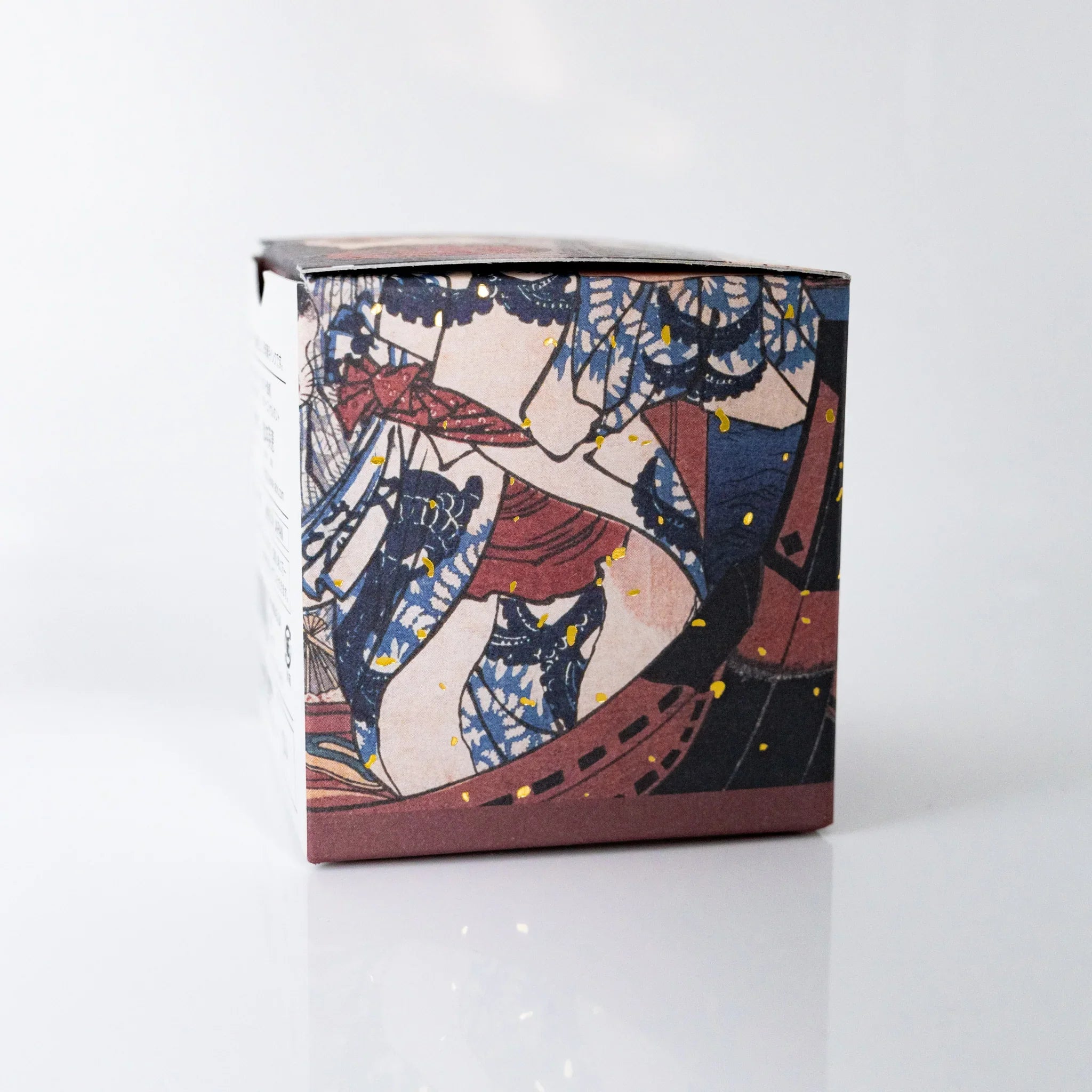 TACCIA Kuniyoshi Azuki box panel showing kimono pattern from Kuniyoshi's Neko no Suzumi ukiyo-e.