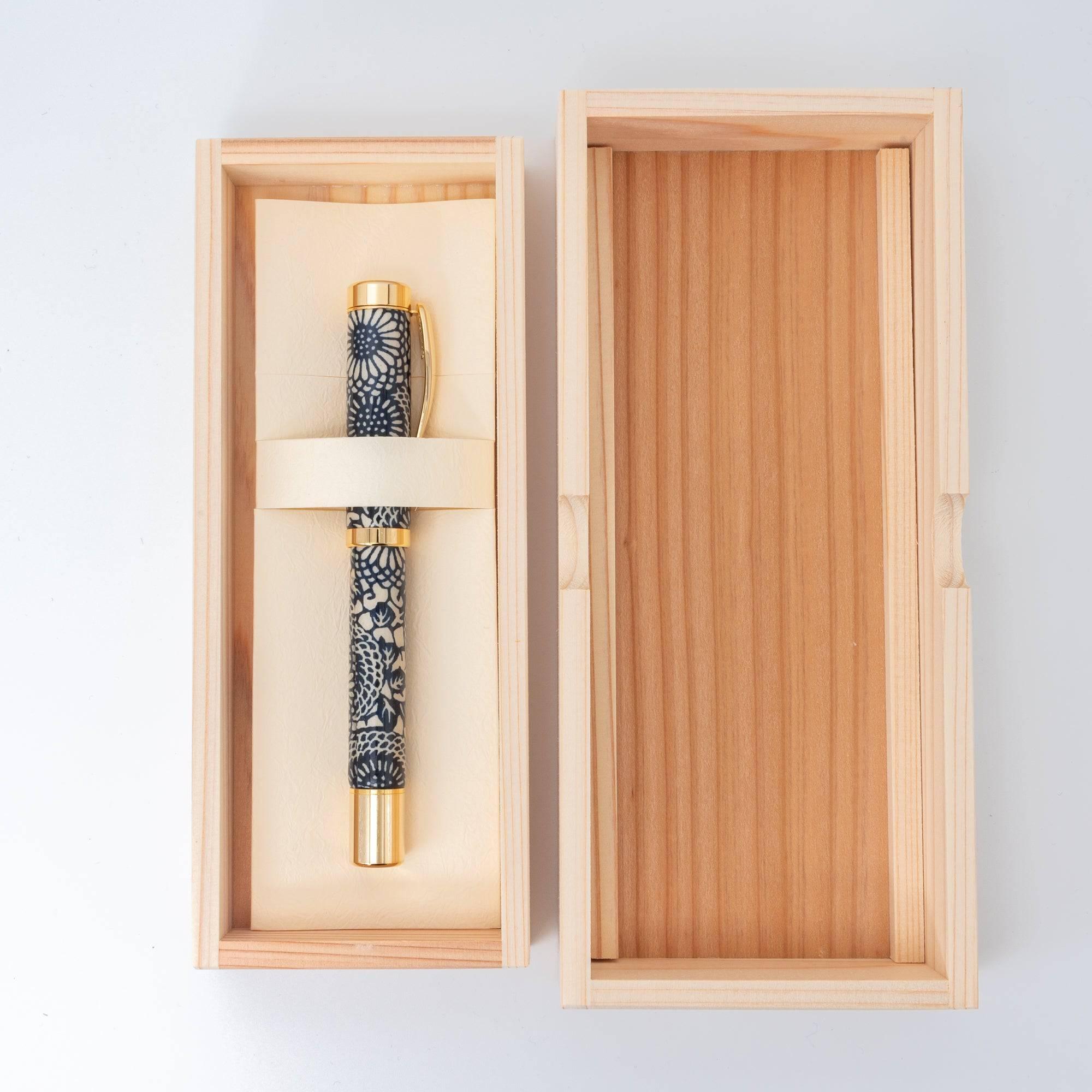 Mino Washi Series Yuzen Peony Fountain Pen - Haruki Takeuchi - Komorebi Stationery